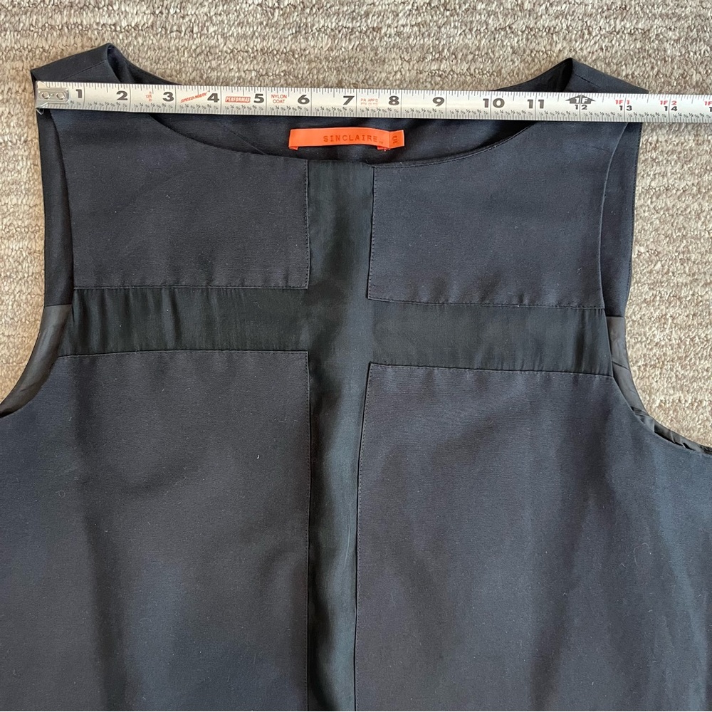 Sinclaire 10 Women’s Black Sleeveless Dress Size 10 Sheath Cross Band Ruffle Hem - Picture 6 of 12
